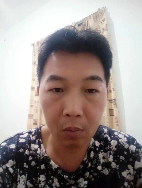 繁华哀伤的第一张照片--漳浦相亲网
