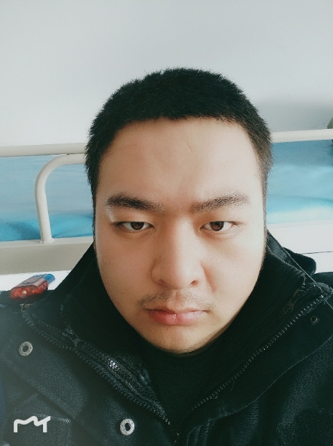 负重前行的第一张照片--漳浦相亲网