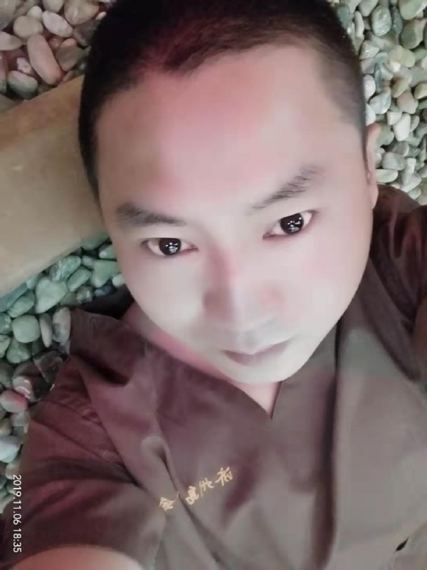 红枫叶的第一张照片--漳浦相亲网