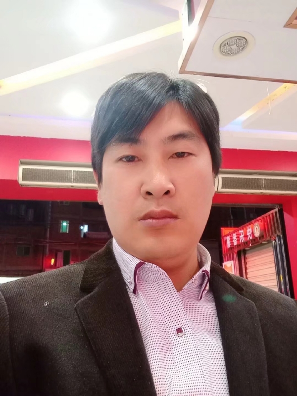 奔跑的第二张照片--漳浦相亲网