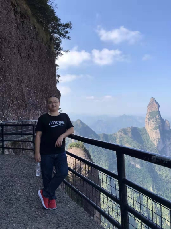 不杵于物的第一张照片--漳浦相亲网