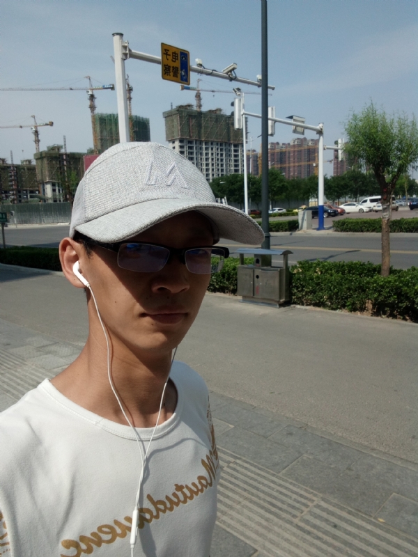 挥一挥手什么都没有的第一张照片--漳浦相亲网