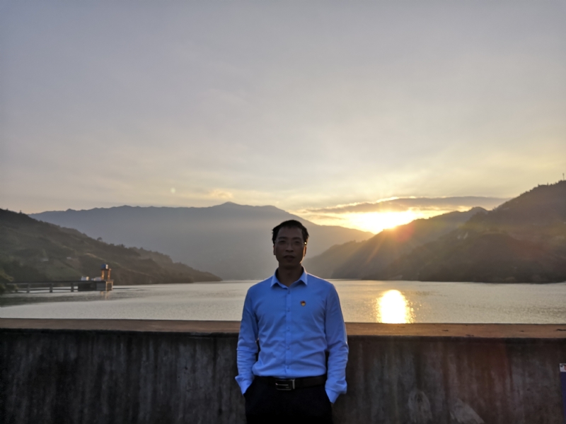 庸人自扰的第一张照片--漳浦相亲网