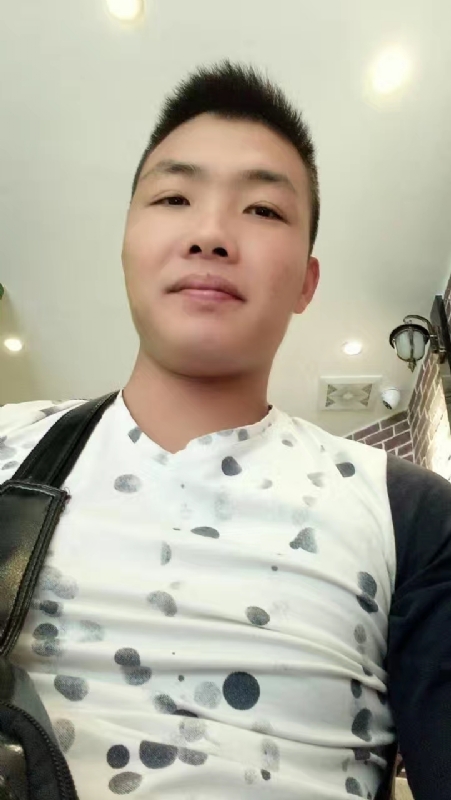 吃生蚝的小乖乖的第一张照片--漳浦相亲网