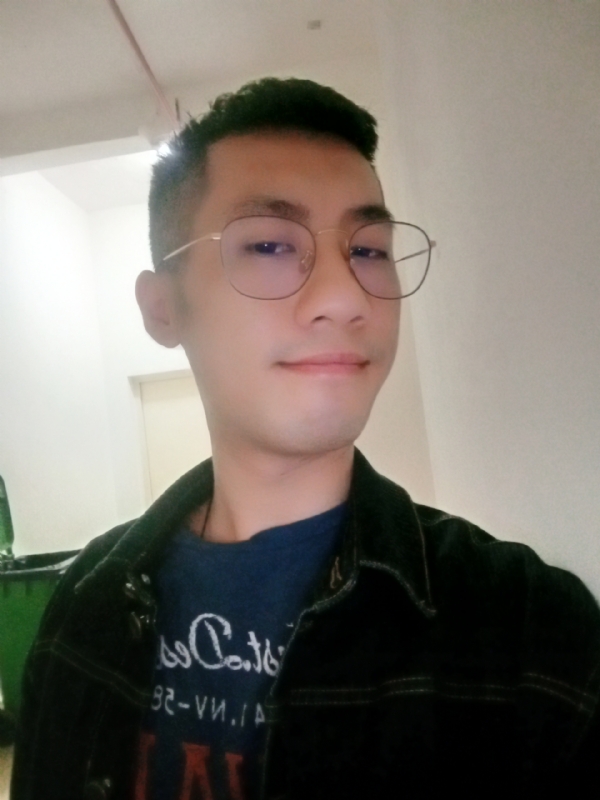 赫兹的第一张照片--漳浦相亲网