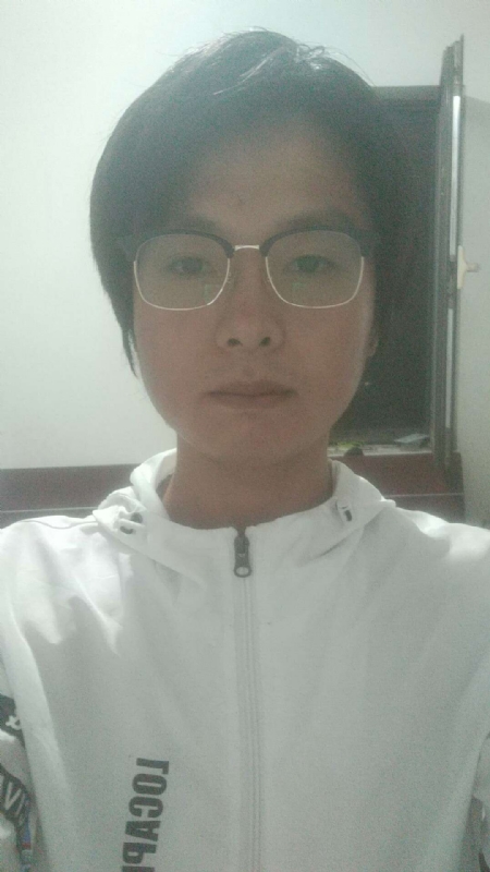轻吻的第一张照片--漳浦相亲网