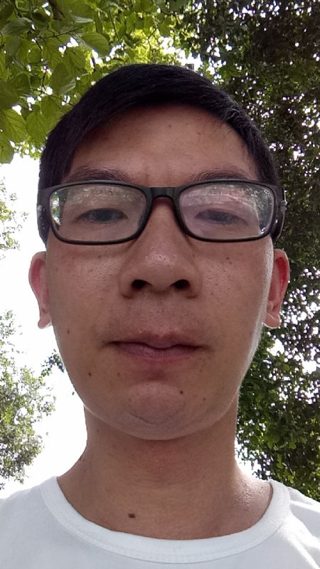奋斗的第一张照片--漳浦相亲网