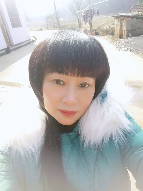 金鱼儿的第一张照片--漳浦相亲网
