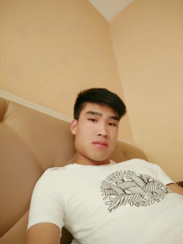 谁不曾孤单上路的第二张照片--漳浦相亲网