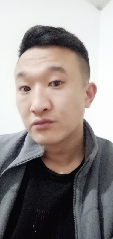 远山的第一张照片--漳浦相亲网