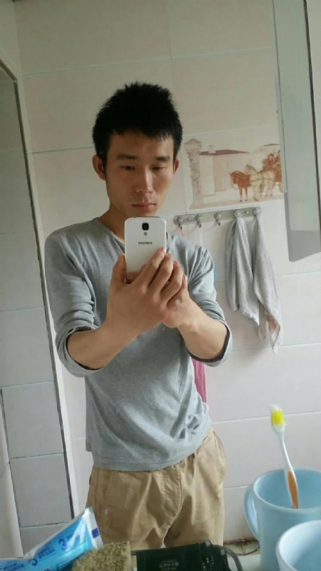 蔚蓝天空的第一张照片--漳浦相亲网