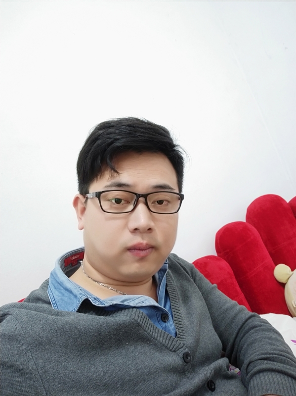 何必在亿的第一张照片--漳浦相亲网