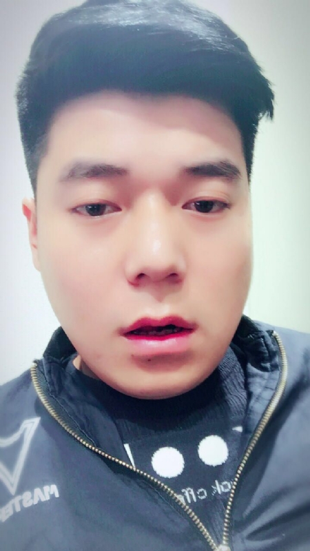 风向决定发型的第一张照片--漳浦相亲网