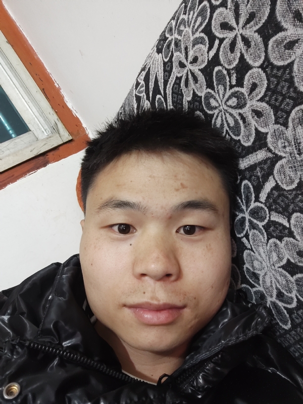 麒麟区幼儿园扛把子的第三张照片--漳浦相亲网